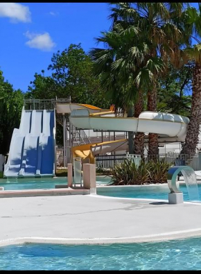 Mobil home 4 pers ombragé climatisé camping Marvilla parc AGDE